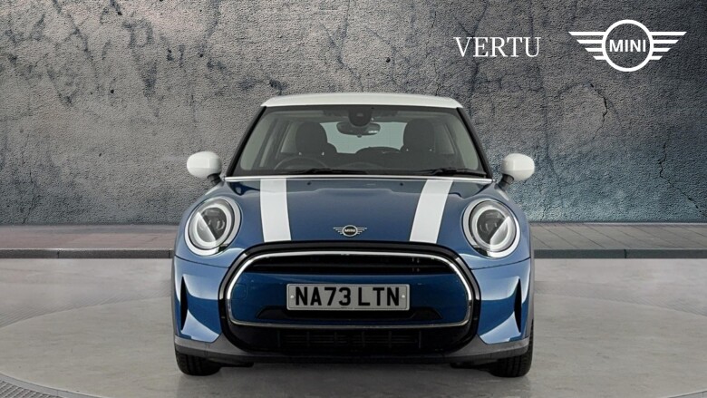 MINI Hatchback 1.5 Cooper Classic Premium 5dr Petrol Hatchback